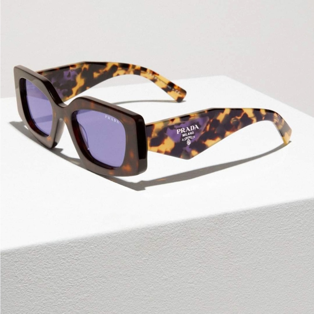 🩵  Prada Sunglasses, Tortoise with Purple Lens New